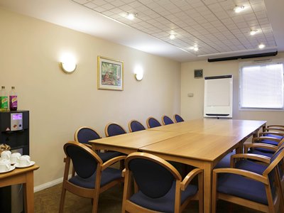 conference room - hotel ibis chesterfield centre market town - chesterfield, united kingdom