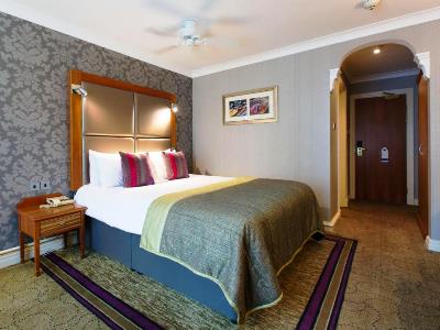 bedroom - hotel park royal - warrington, united kingdom