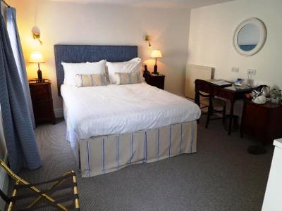 bedroom 1 - hotel cotswold house - chipping campden, united kingdom