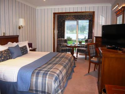 bedroom 1 - hotel lakeside - newby bridge, united kingdom