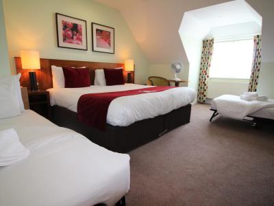 bedroom - hotel best western ship - weybridge, united kingdom