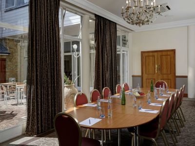 conference room 1 - hotel best western ship - weybridge, united kingdom