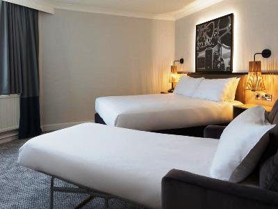 bedroom 1 - hotel doubletree by hilton london elstree - elstree, united kingdom