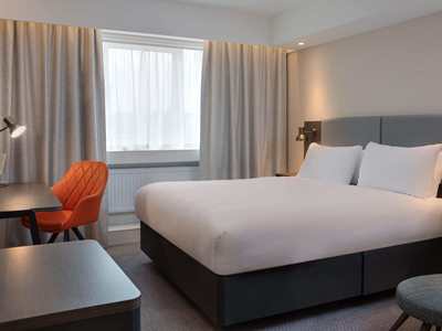 bedroom 5 - hotel holiday inn bolton centre - bolton, united kingdom