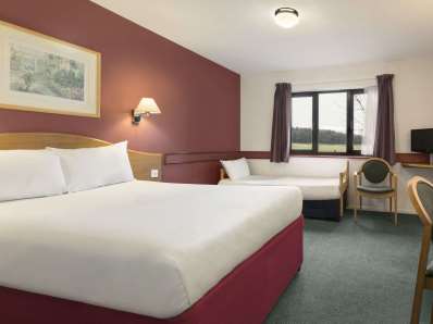 bedroom 2 - hotel days inn by wyndham abington m74 - abington, united kingdom