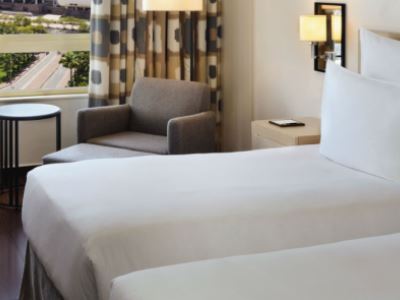 bedroom 3 - hotel movenpick ambassador hotel accra - accra, ghana