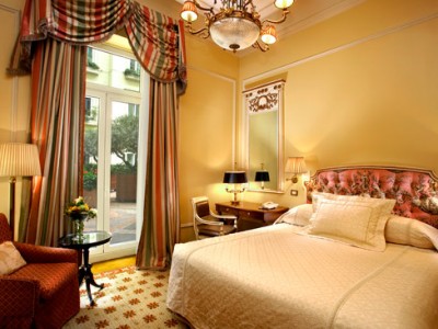 standard bedroom - hotel grande bretagne - athens, greece