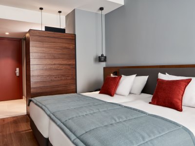bedroom 9 - hotel achilleas - athens, greece