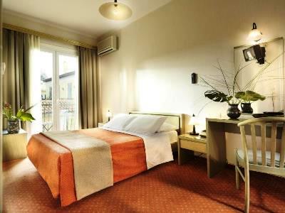 bedroom - hotel adrian - athens, greece