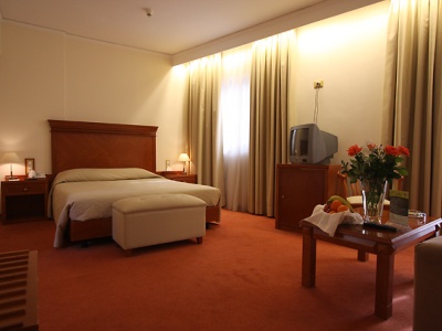 bedroom - hotel ilissos - athens, greece
