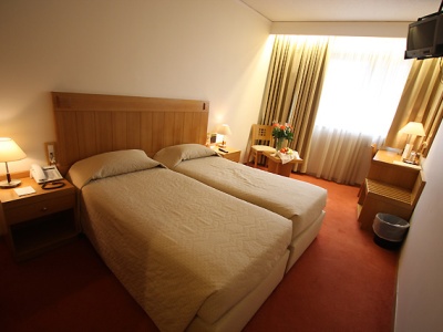 bedroom 1 - hotel ilissos - athens, greece