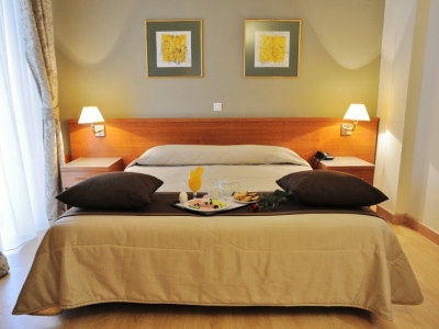 bedroom 1 - hotel acropolis select - athens, greece