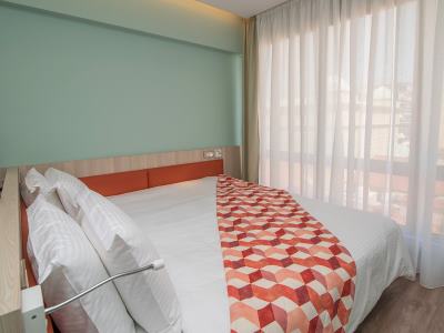 bedroom 3 - hotel kubic athens - athens, greece