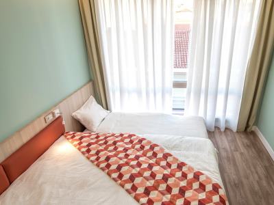 bedroom 7 - hotel kubic athens - athens, greece