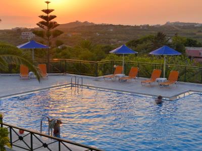 outdoor pool - hotel aloni suites - chania, greece