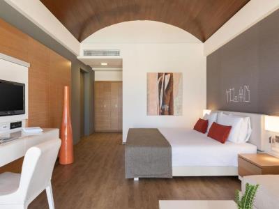 bedroom 1 - hotel avra imperial - chania, greece