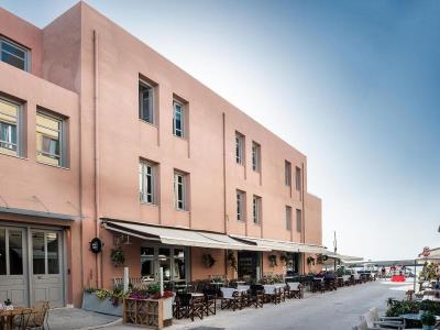 exterior view - hotel avra apartments venetian harbour - chania, greece