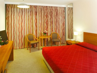 bedroom 3 - hotel amalia delphi - delphi, greece