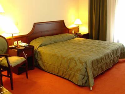 bedroom - hotel apollonia - delphi, greece