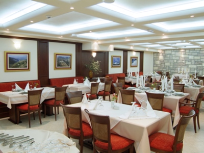 restaurant - hotel apollonia - delphi, greece