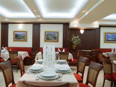 restaurant 1 - hotel apollonia - delphi, greece