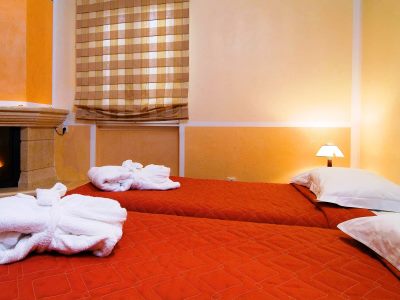bedroom - hotel delphi palace - delphi, greece
