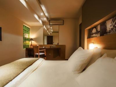 bedroom 2 - hotel capsis astoria - heraklion, greece