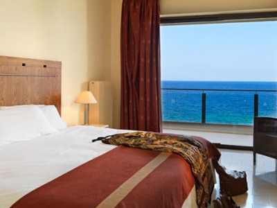 bedroom - hotel kalamaki beach - corinth, greece