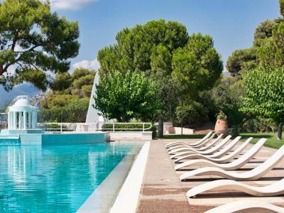 outdoor pool 1 - hotel kalamaki beach - corinth, greece