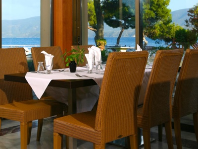 restaurant - hotel kalamaki beach - corinth, greece