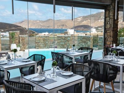 restaurant - hotel ftelia bay - mykonos, greece
