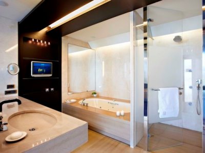 bathroom - hotel nafplia palace - nafplio, greece