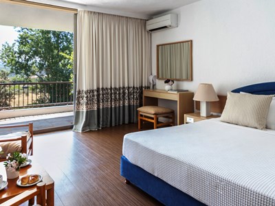 bedroom - hotel amalia olympia - olympia, greece