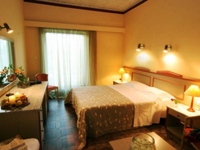 bedroom - hotel antonios - olympia, greece