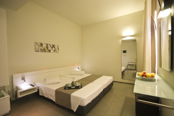 bedroom 3 - hotel atlantis city - rhodes, greece