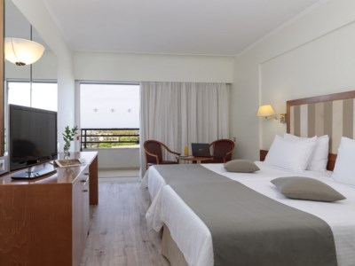bedroom 2 - hotel best western plaza - rhodes, greece