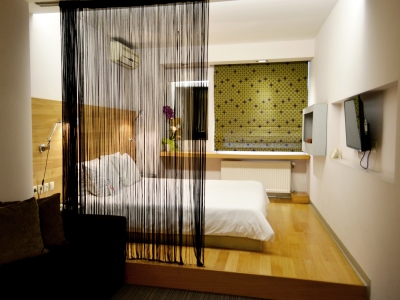 bedroom - hotel capsis - thessaloniki, greece