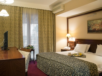 standard bedroom - hotel avalon hotel thessaloniki - thessaloniki, greece