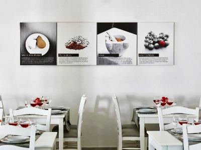 restaurant - hotel aegean plaza - santorini, greece