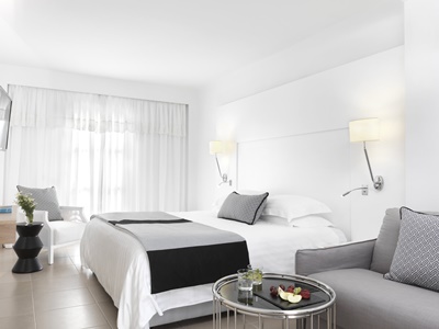 bedroom 10 - hotel aressana spa hotel and suites - santorini, greece