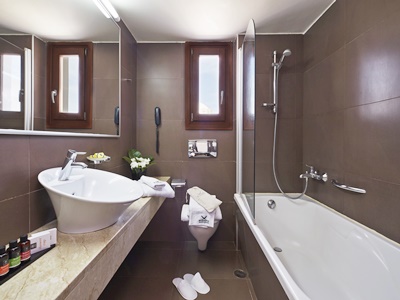 bathroom 1 - hotel aressana spa hotel and suites - santorini, greece