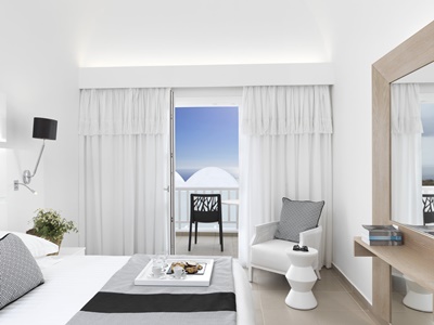 bedroom 5 - hotel aressana spa hotel and suites - santorini, greece