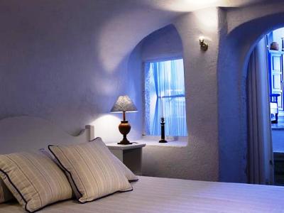bedroom 4 - hotel alexander villa - santorini, greece