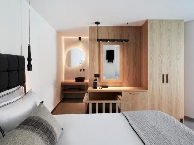 bedroom - hotel kalisti hotel and suites - santorini, greece