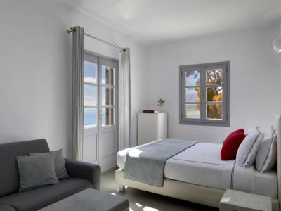 bedroom 3 - hotel kalisti hotel and suites - santorini, greece