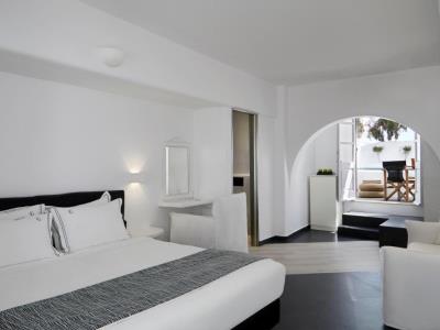 bedroom 4 - hotel kalisti hotel and suites - santorini, greece
