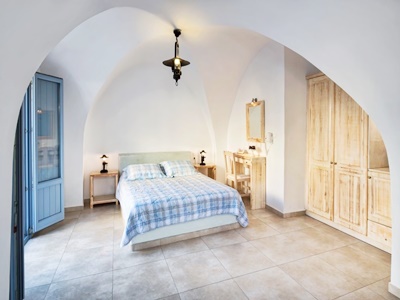 bedroom - hotel anatoli - santorini, greece