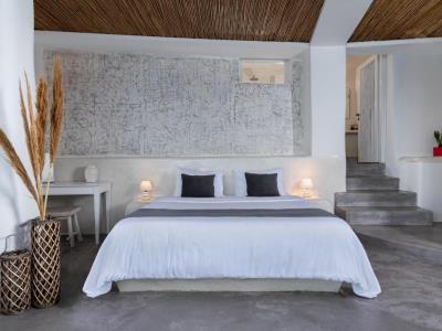 bedroom 1 - hotel andronis luxury suites - santorini, greece