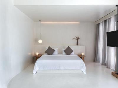 bedroom 3 - hotel andronis luxury suites - santorini, greece