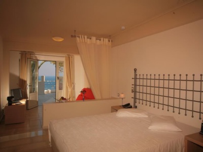 bedroom - hotel antinea suites and spa - santorini, greece